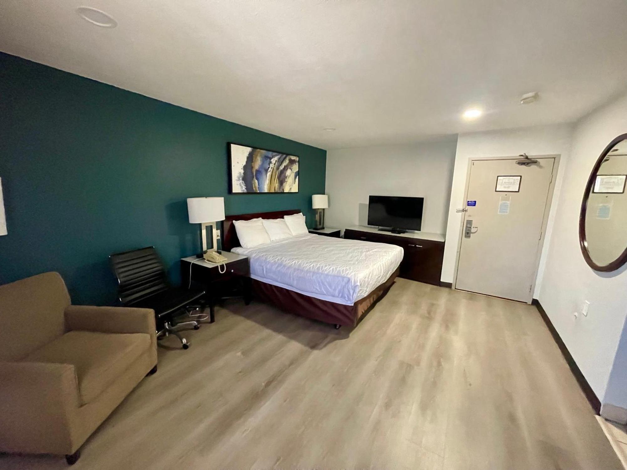 Portside Inn & Suites Los Angeles Exterior photo