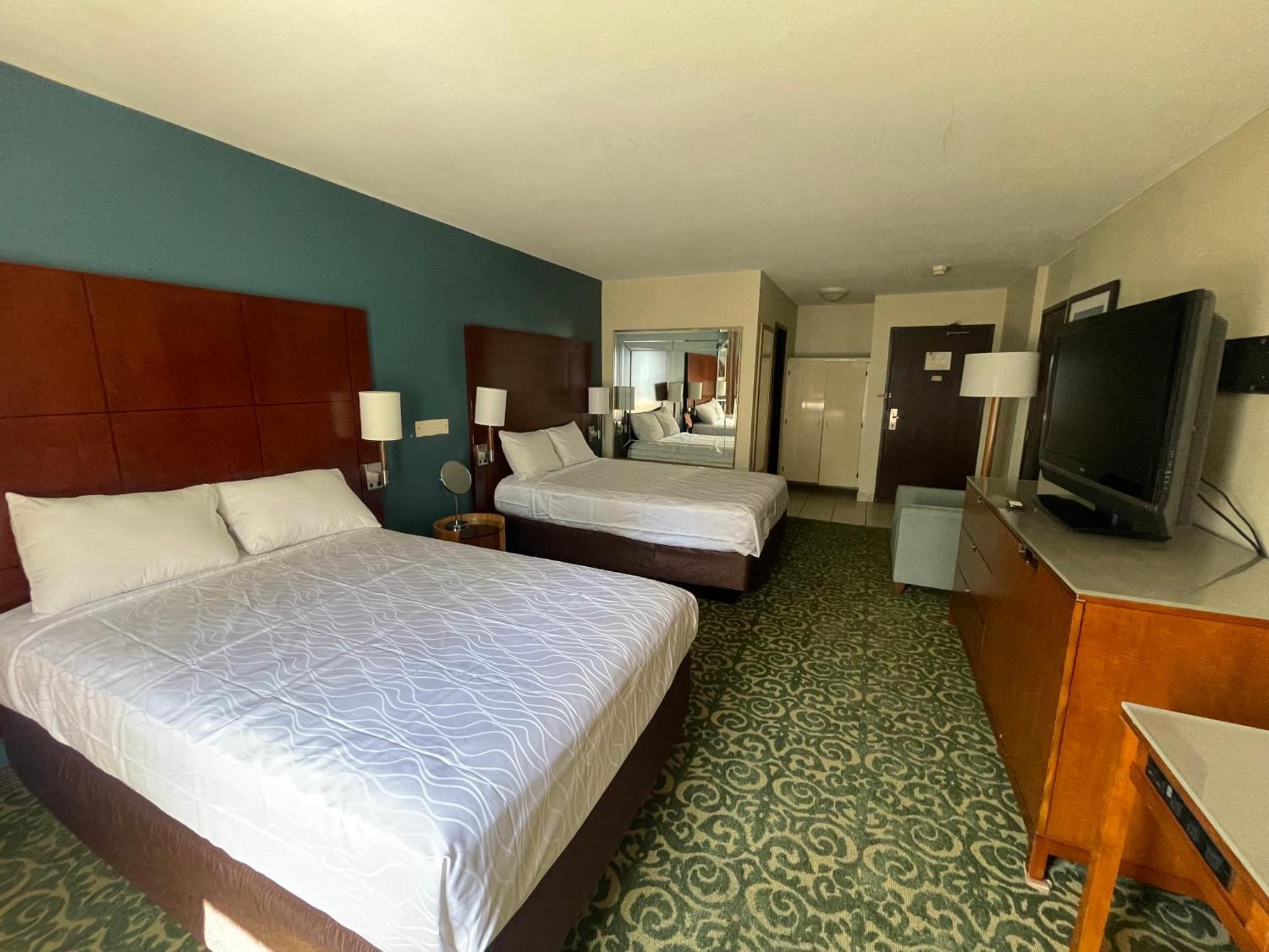 Portside Inn & Suites Los Angeles Exterior photo